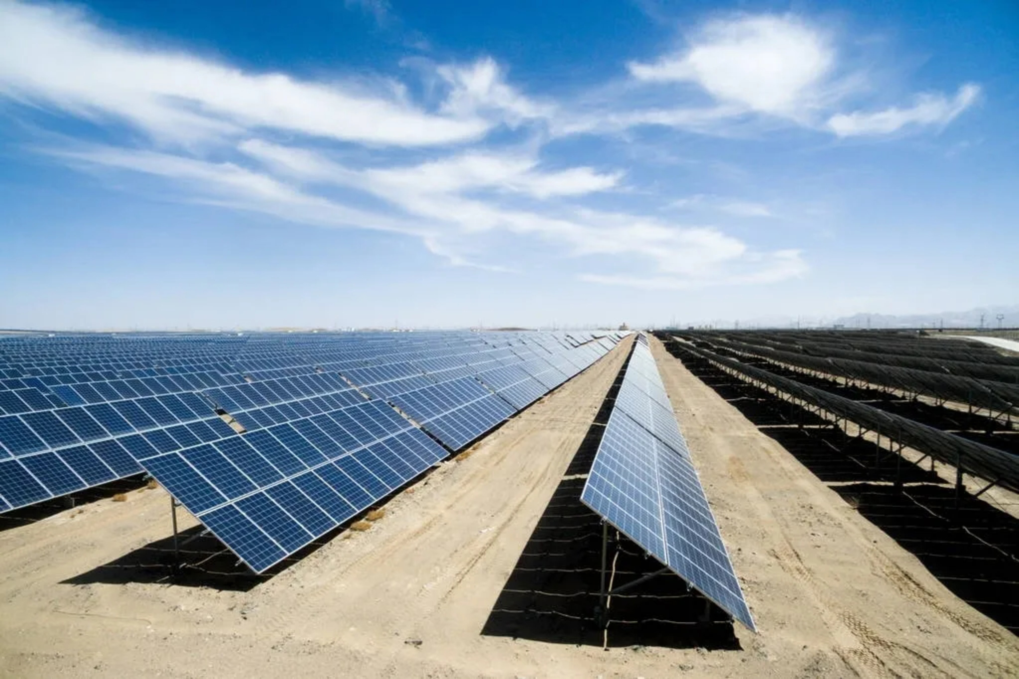 Sistema de energía superpuesta fotovoltaica